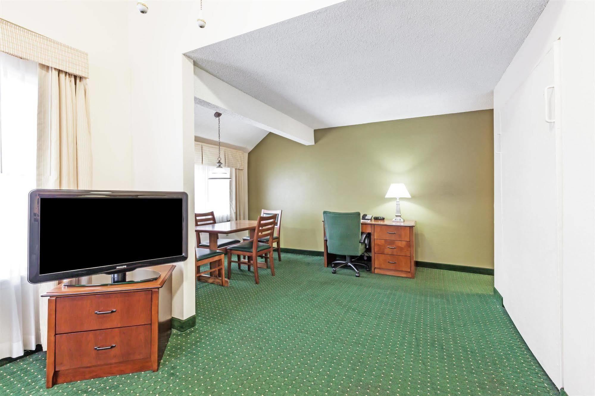 Hawthorn Suites By Wyndham Tyler Ngoại thất bức ảnh